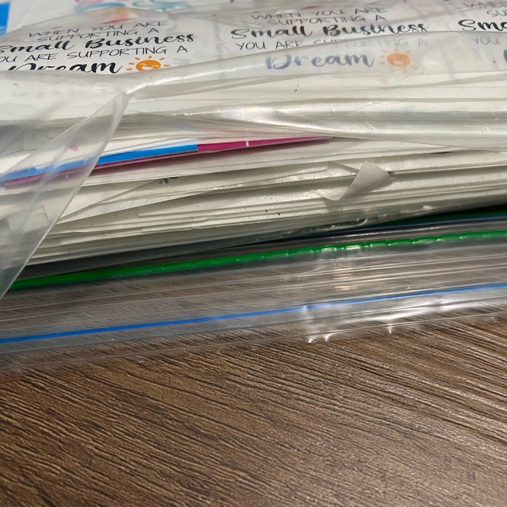 Huge Lot Of Various Shipping Stickers - Picture 9 of 9